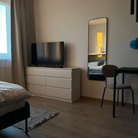 Small Cozy Apartment, Coffee And Parking Free Διαμέρισμα