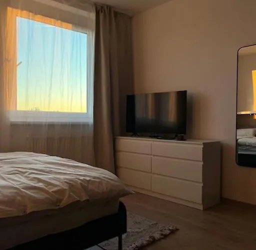 Small Cozy Apartment, Coffee And Parking Free * Bratislava